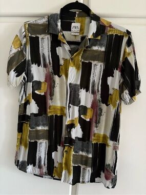 Zara Men’s Short-Sleeve Abstract Brushstroke Shirt - Black, White & Gold